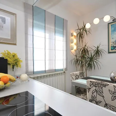 Ive Vojnovica Apartman