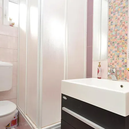 Ive Vojnovica Apartamento *