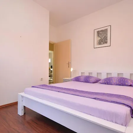 Ive Vojnovica Apartman