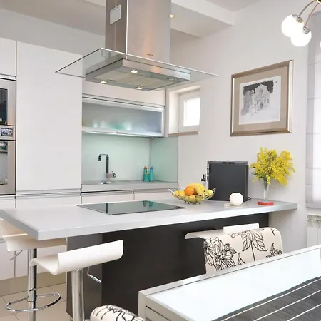 Ive Vojnovica Apartman